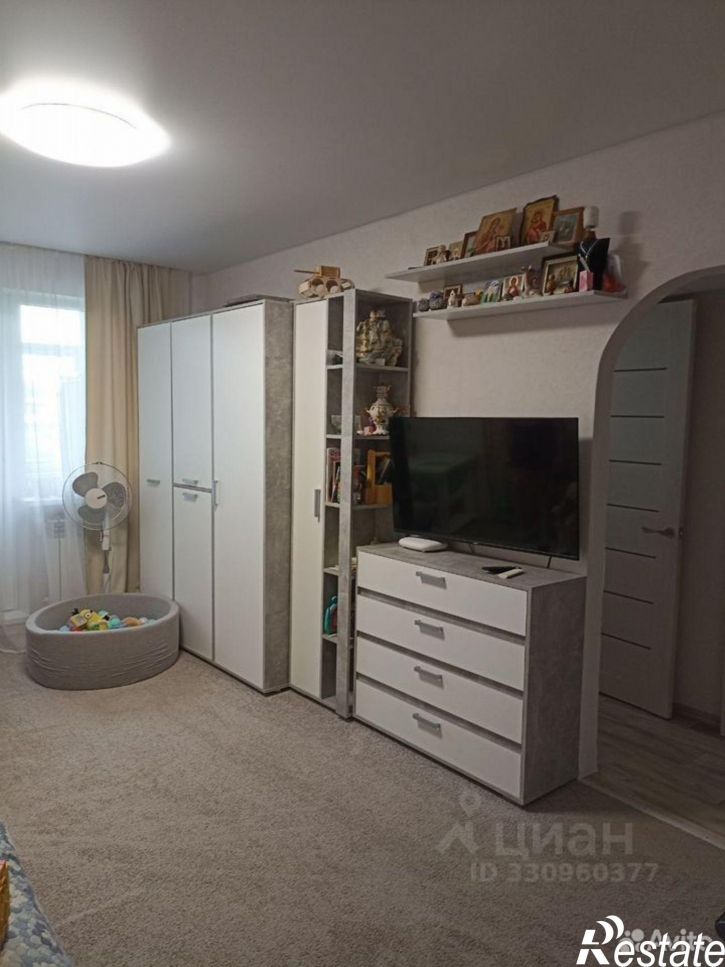 2-комн квартира проспект Строителей, 20,  д. 20