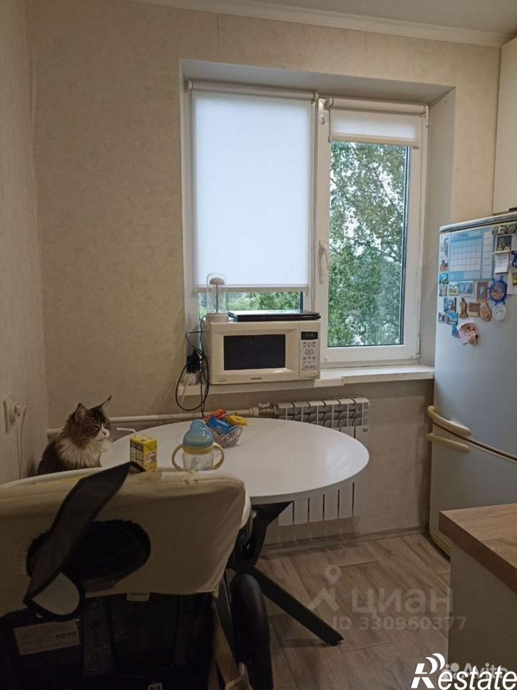 2-комн квартира проспект Строителей, 20,  д. 20
