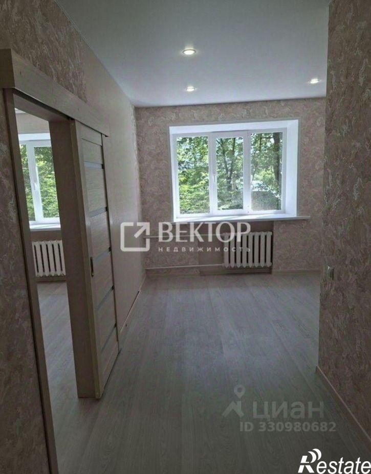 1-комн квартира ул Красных Зорь, 1,  д. 1
