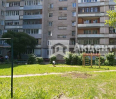 3-комн, 61кв м, этаж 5/5 30-й микрорайон, 18