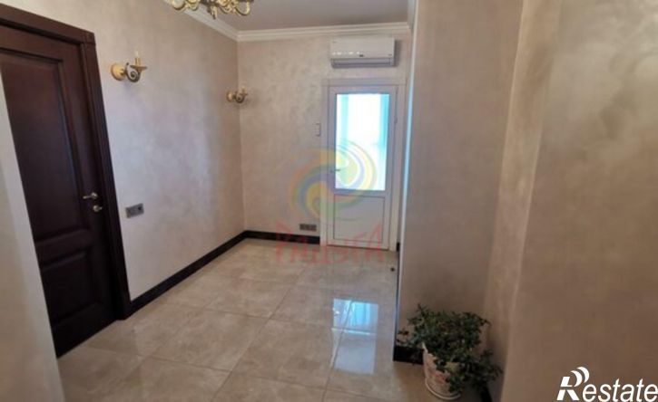 3-комн квартира ул Колотилова, 38,  д. 38