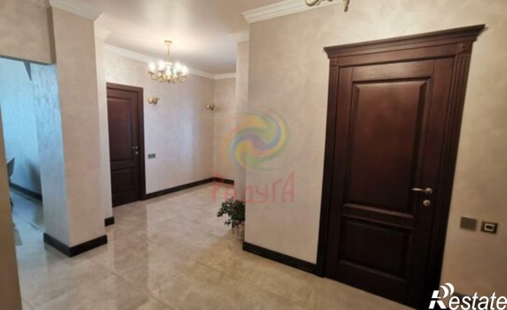 3-комн квартира ул Колотилова, 38,  д. 38