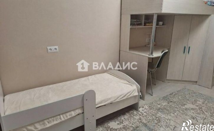 3-комн квартира улица Танкиста Белороссова, 2,  д. 2