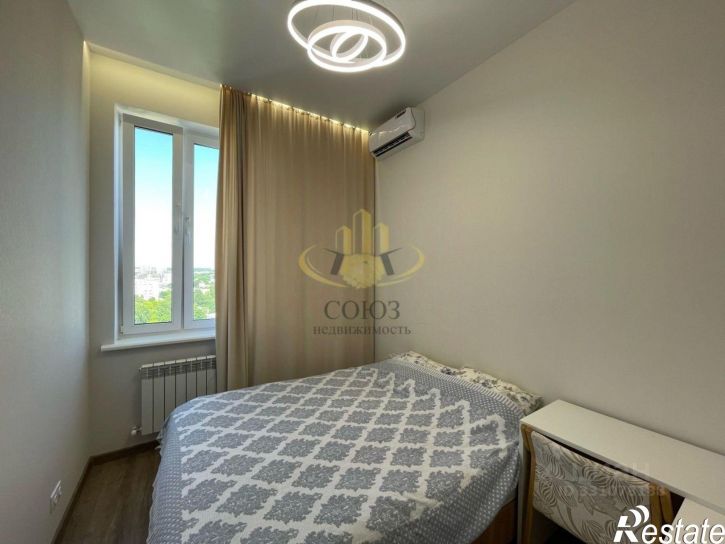 3-комн квартира улица 10 Августа, 87,  д. 87