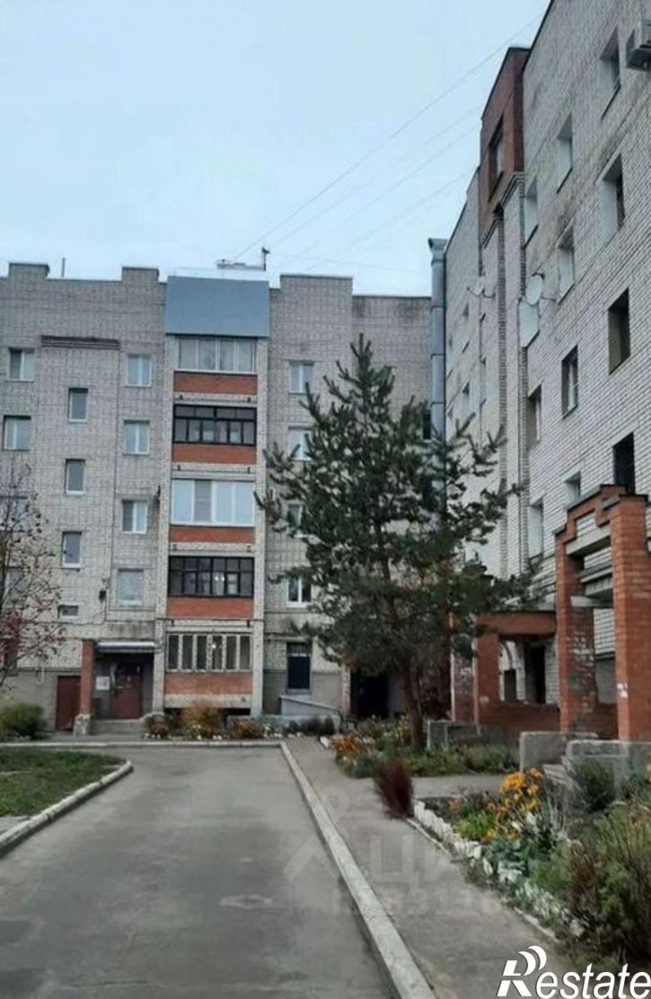 3-комн квартира ул Якова Гарелина, 17,  д. 17