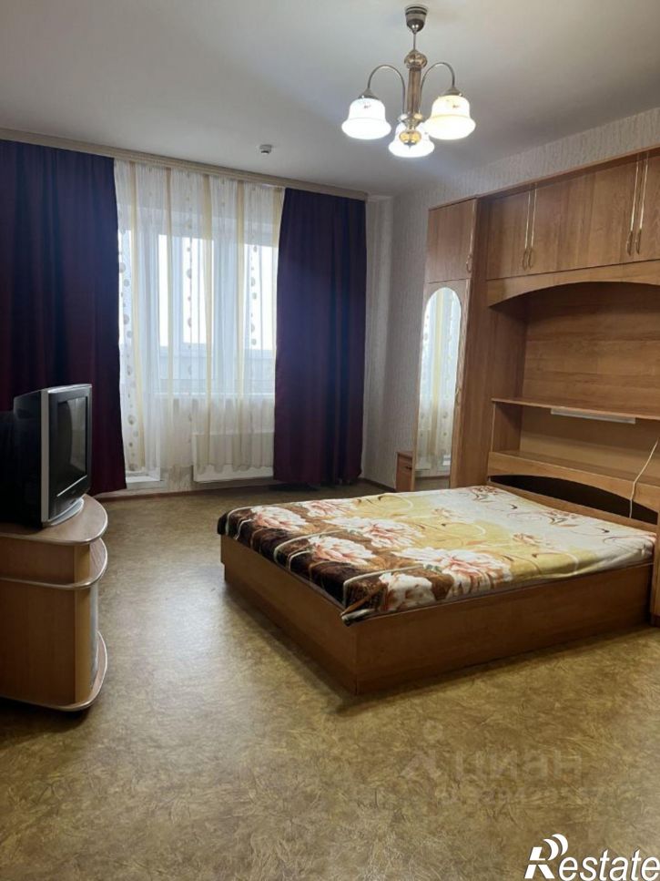 1-комн квартира микрорайон Рождественский, 4