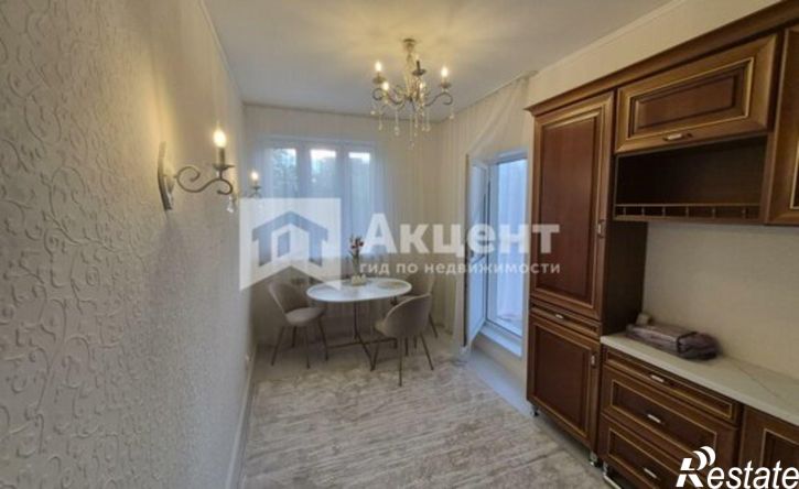 2-комн квартира улица 10 Августа, 85,  д. 85