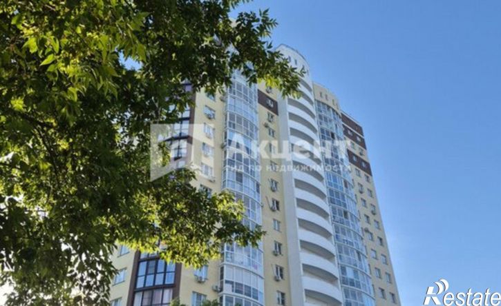 2-комн квартира улица 10 Августа, 85,  д. 85