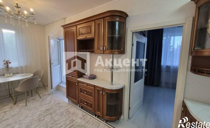 2-комн квартира улица 10 Августа, 85,  д. 85