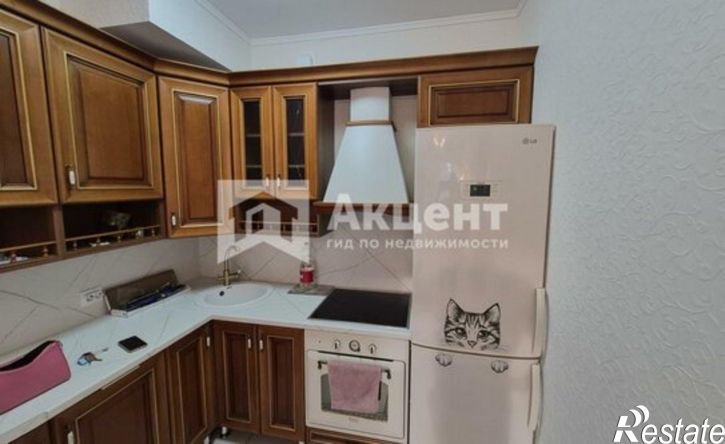 2-комн квартира улица 10 Августа, 85,  д. 85