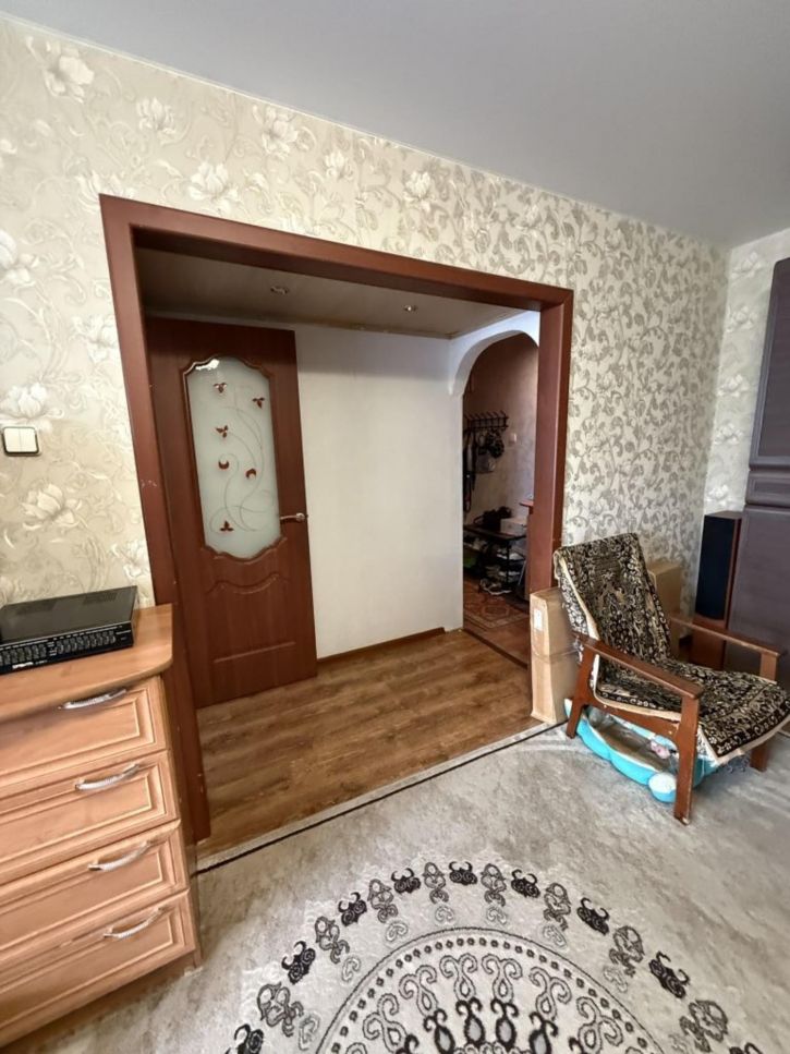 2-комн квартира Войкова ул, 18