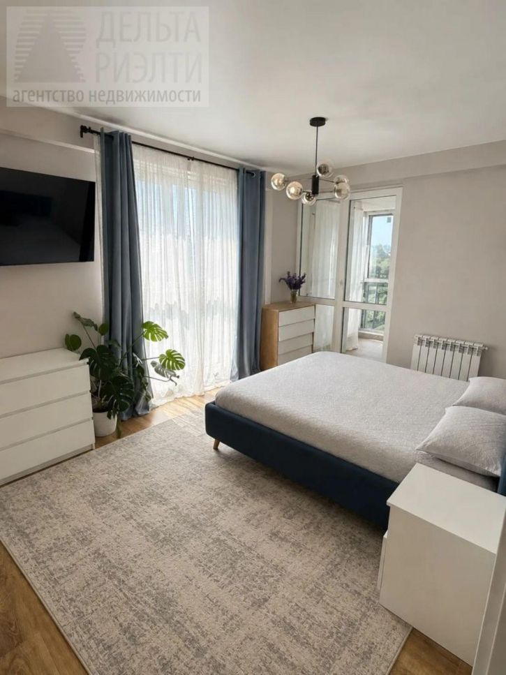 2-комн квартира Наумова ул, 5
