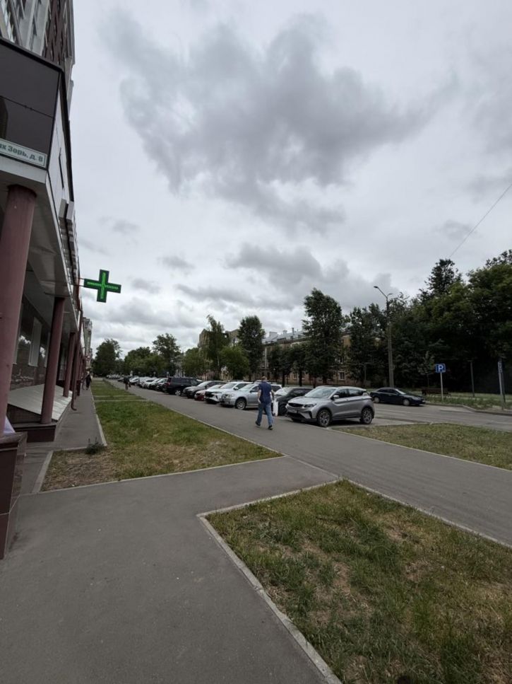2-комн квартира Красных Зорь ул, 8