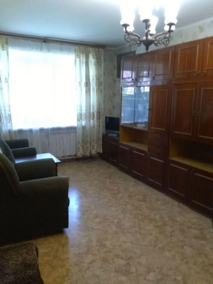 2-комн квартира Строителей пр-кт, 68