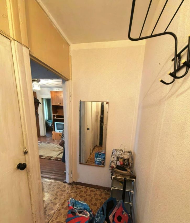 2-комн квартира Строителей пр-кт, 20