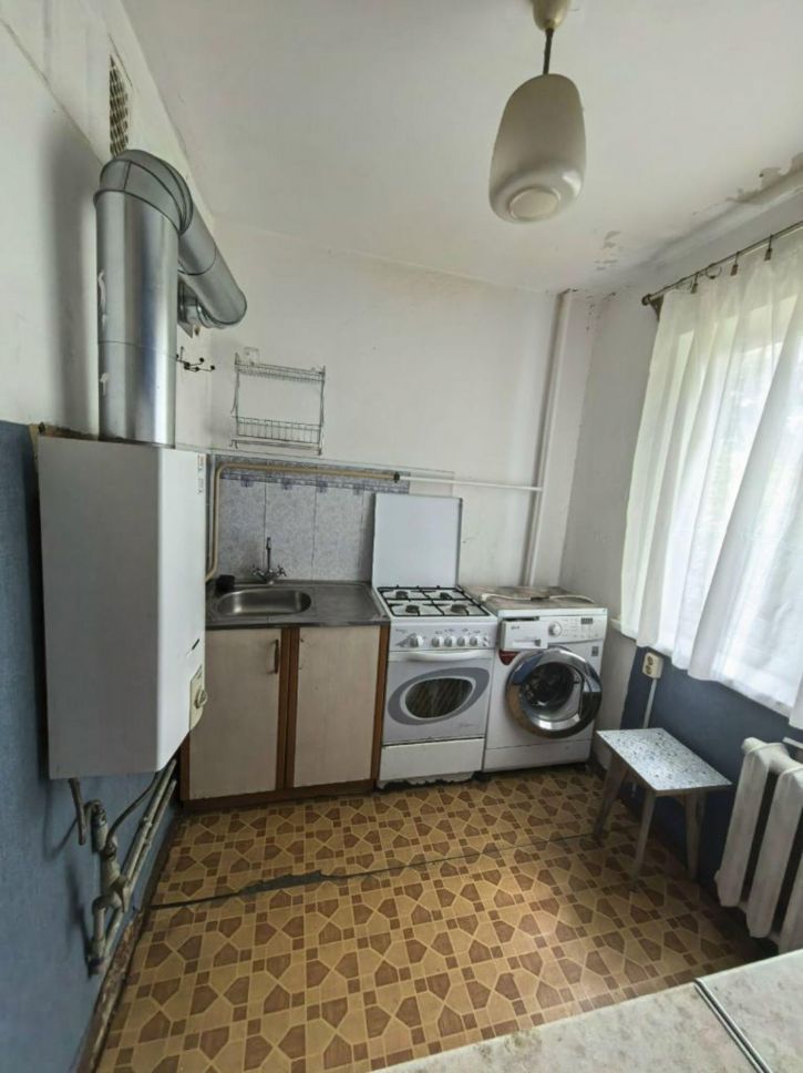 2-комн квартира Строителей пр-кт, 20