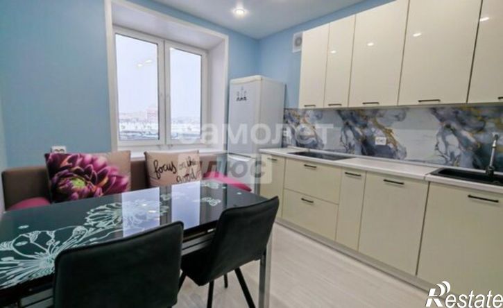 1-комн квартира улица Павла Большевикова, 50 к6,  д. 50 к6