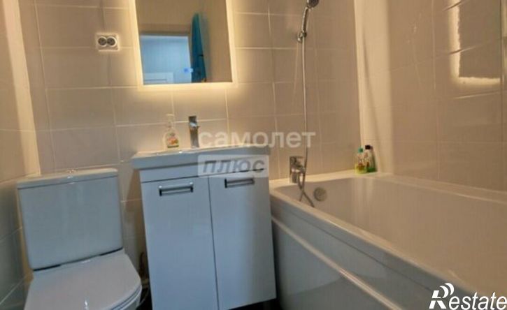 1-комн квартира улица Павла Большевикова, 50 к6,  д. 50 к6