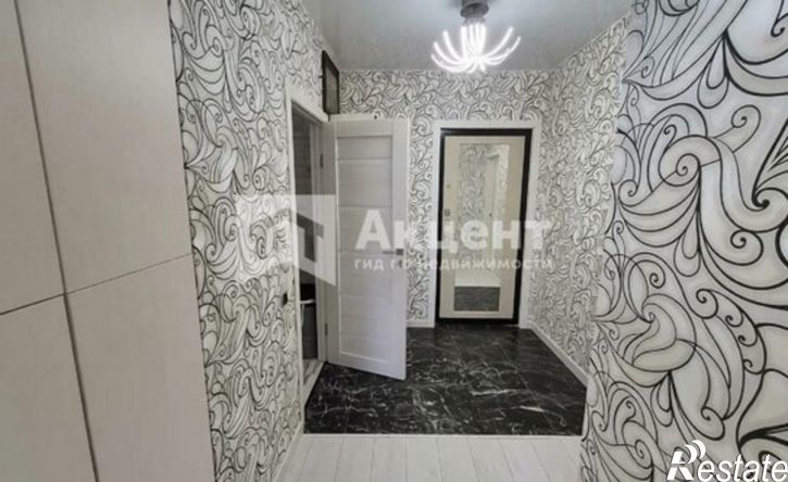 1-комн квартира улица 10 Августа, 85,  д. 85