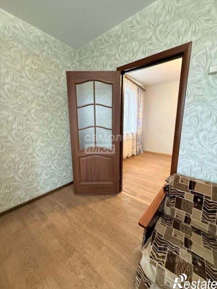 2-комн квартира ул Красных Зорь, 2,  д. 2