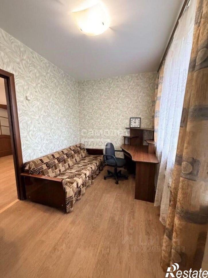 2-комн квартира ул Красных Зорь, 2,  д. 2