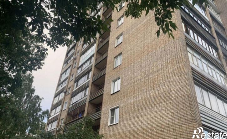 3-комн квартира улица Дзержинского, 2,  д. 2