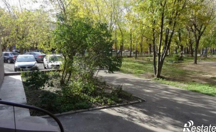 3-комн квартира улица Дзержинского, 2,  д. 2