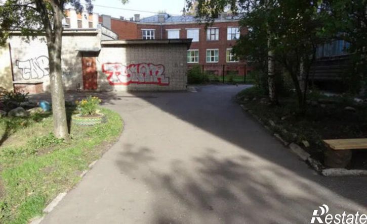 3-комн квартира улица Дзержинского, 2,  д. 2