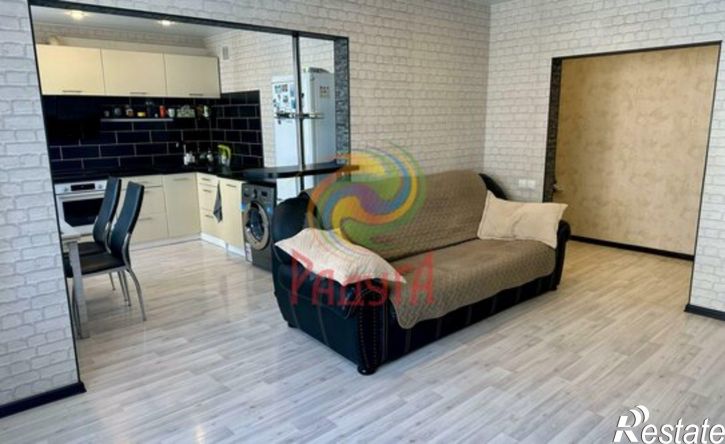 3-комн квартира ул Парижской Коммуны, 41,  д. 41