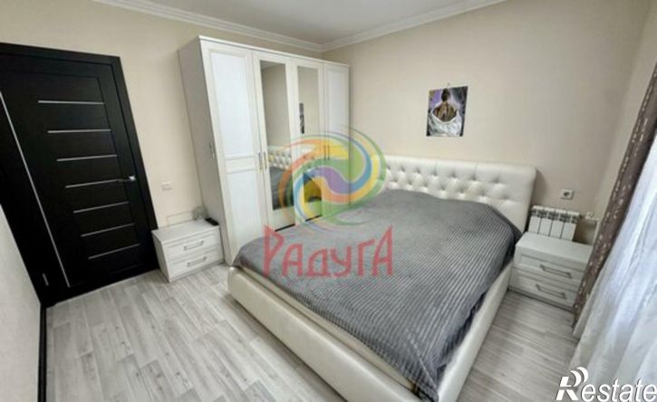 3-комн квартира ул Парижской Коммуны, 41,  д. 41