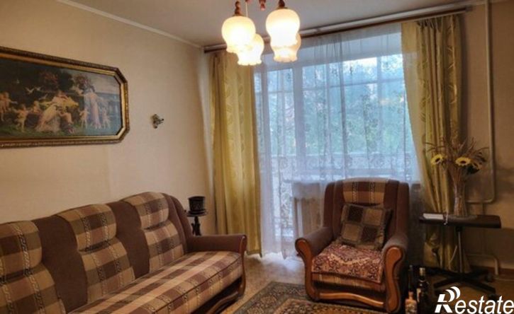 3-комн квартира улица Поэта Майорова, 16,  д. 16