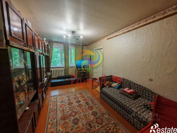 3-комн квартира пр-кт Строителей, 80,  д. 80