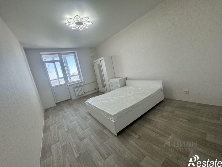 1-комн квартира улица Красных Зорь, 8,  д. 8