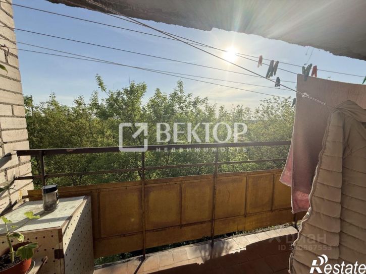Комната 13-я Березниковская улица, 37,  д. 37