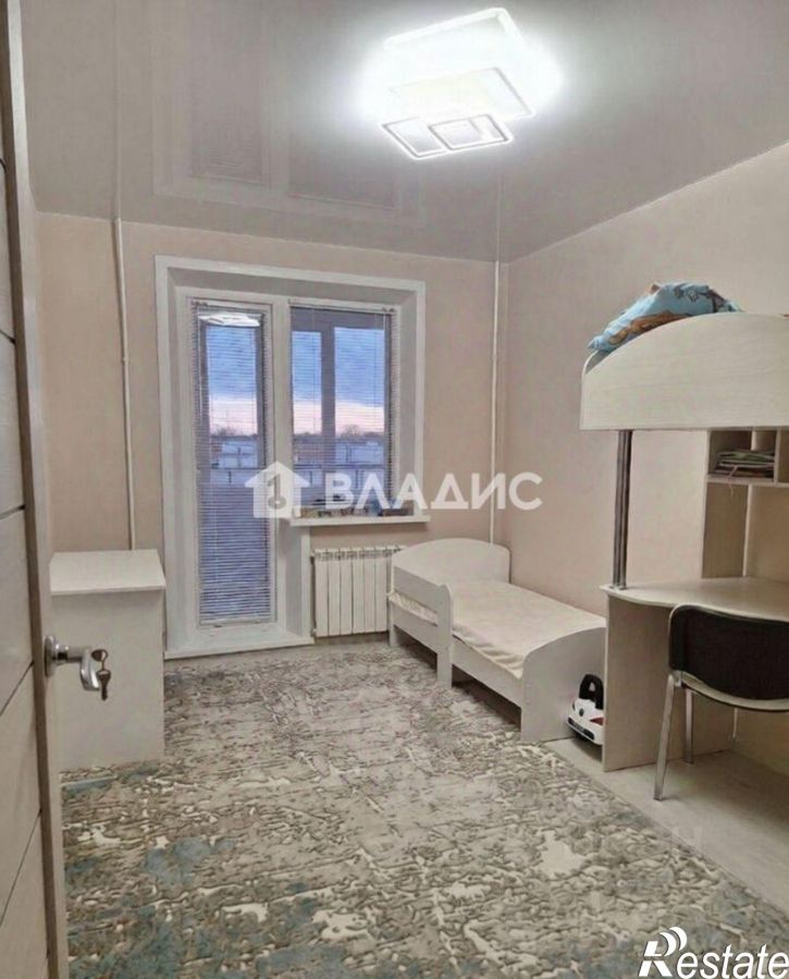 3-комн квартира улица Танкиста Белороссова, 2,  д. 2