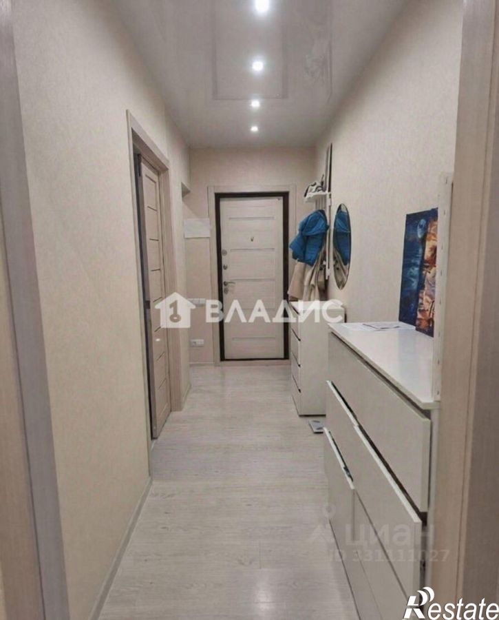3-комн квартира улица Танкиста Белороссова, 2,  д. 2