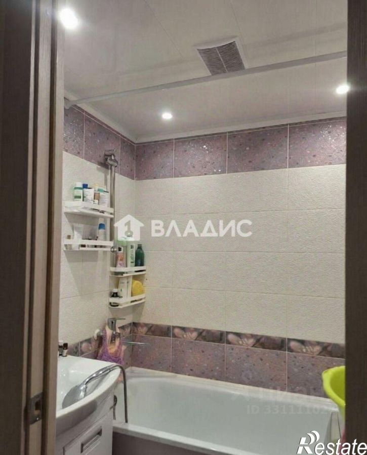 3-комн квартира улица Танкиста Белороссова, 2,  д. 2