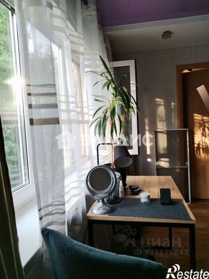 2-комн квартира улица Окуловой, 68,  д. 68