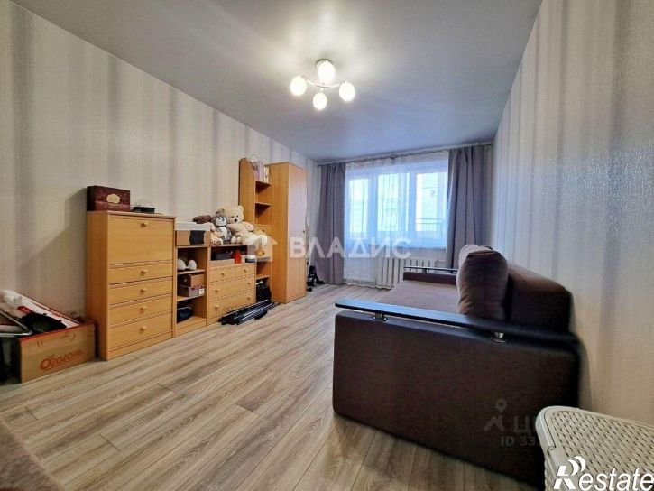 2-комн квартира улица Гагарина, 15,  д. 15