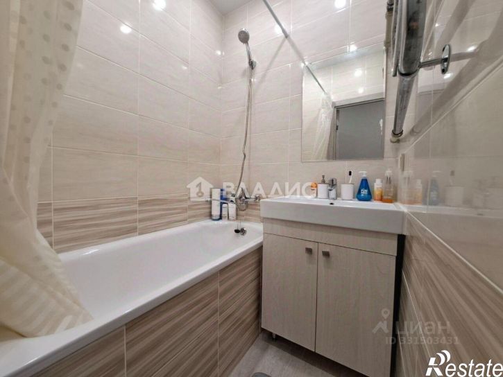 2-комн квартира улица Гагарина, 15,  д. 15