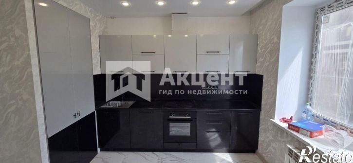 2-комн квартира улица Павла Большевикова, 50 к6,  д. 50 к6
