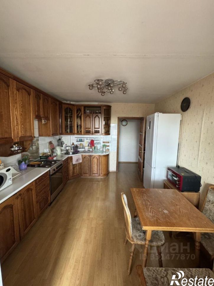 3-комн квартира улица Сакко, 37А,  д. 37А