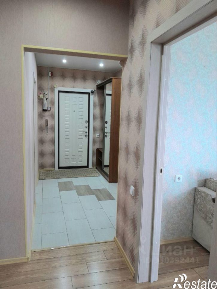 3-комн квартира микрорайон Рождественский, 8