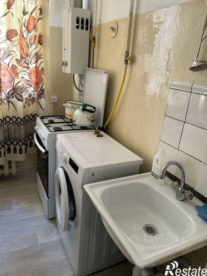3-комн квартира Конспиративный переулок, 10,  д. 10