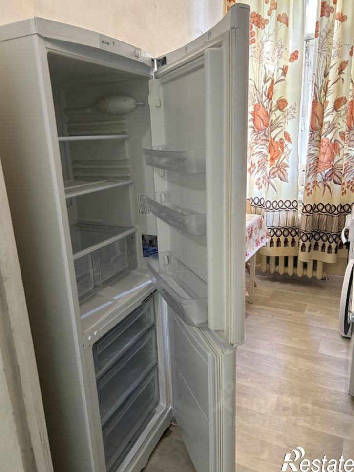 3-комн квартира Конспиративный переулок, 10,  д. 10