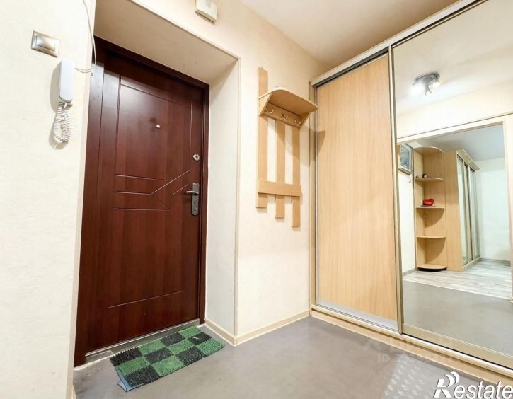 1-комн квартира ул Жарова, 8,  д. 8