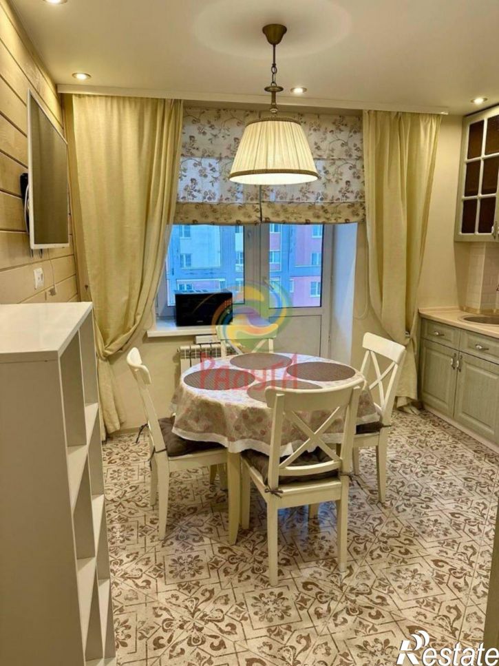 2-комн квартира ул Революционная, 24 2,  д. 24 2,  к. 2