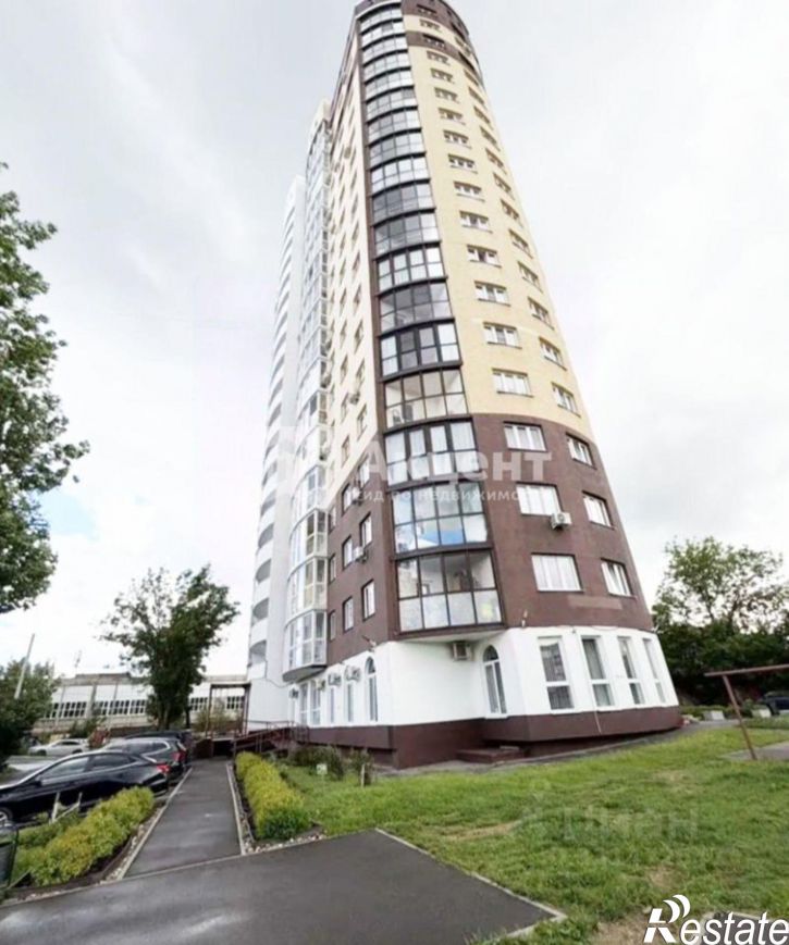 2-комн квартира улица 10 Августа, 85,  д. 85