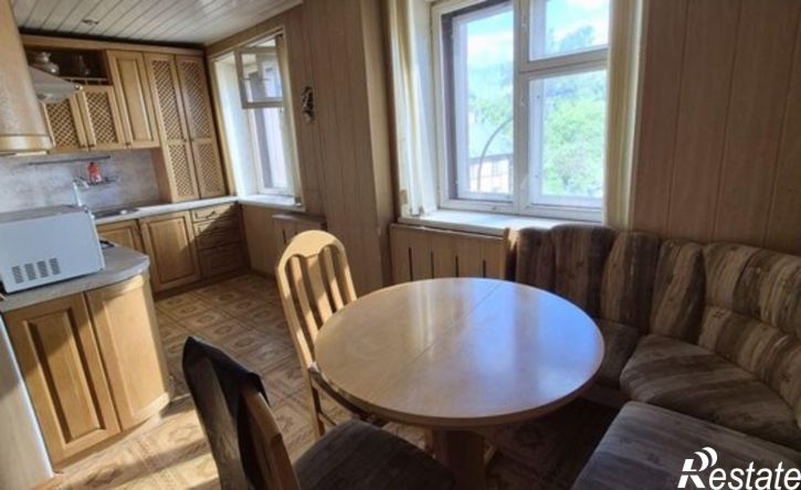 4-комн квартира улица Красных Зорь, 10,  д. 10