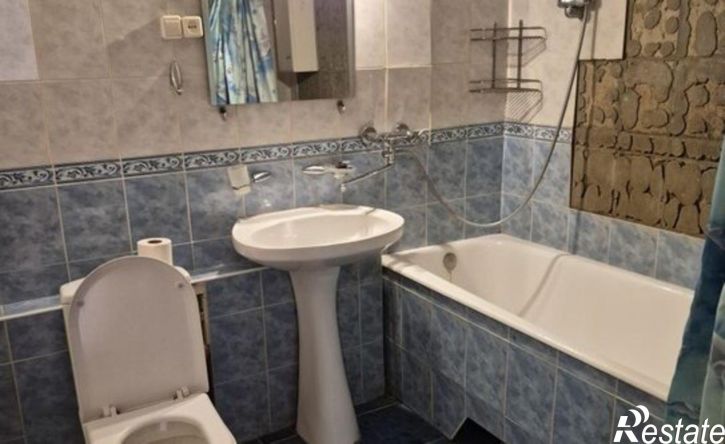 4-комн квартира улица Красных Зорь, 10,  д. 10